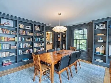 42 Cabot St