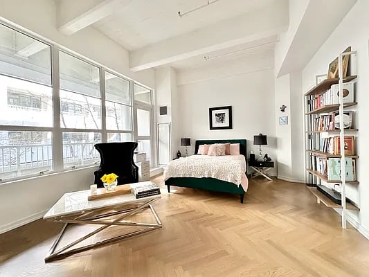 184 Kent Avenue #A406