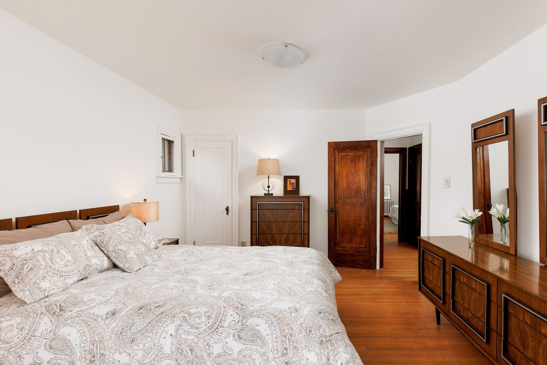 Detached Leaside Family Home