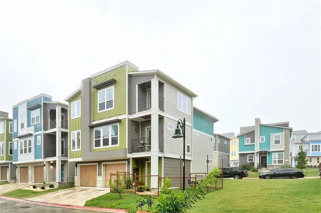 1925 Dinsdale Ln Unit #179C