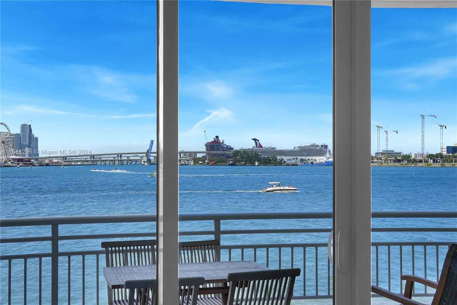 848 Brickell Key Dr Unit 204
