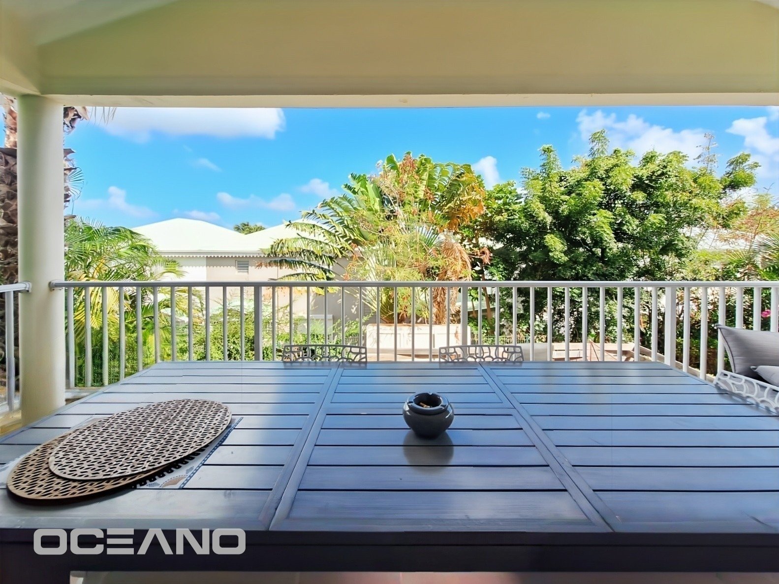 3-bedroom condo - Orient Bay