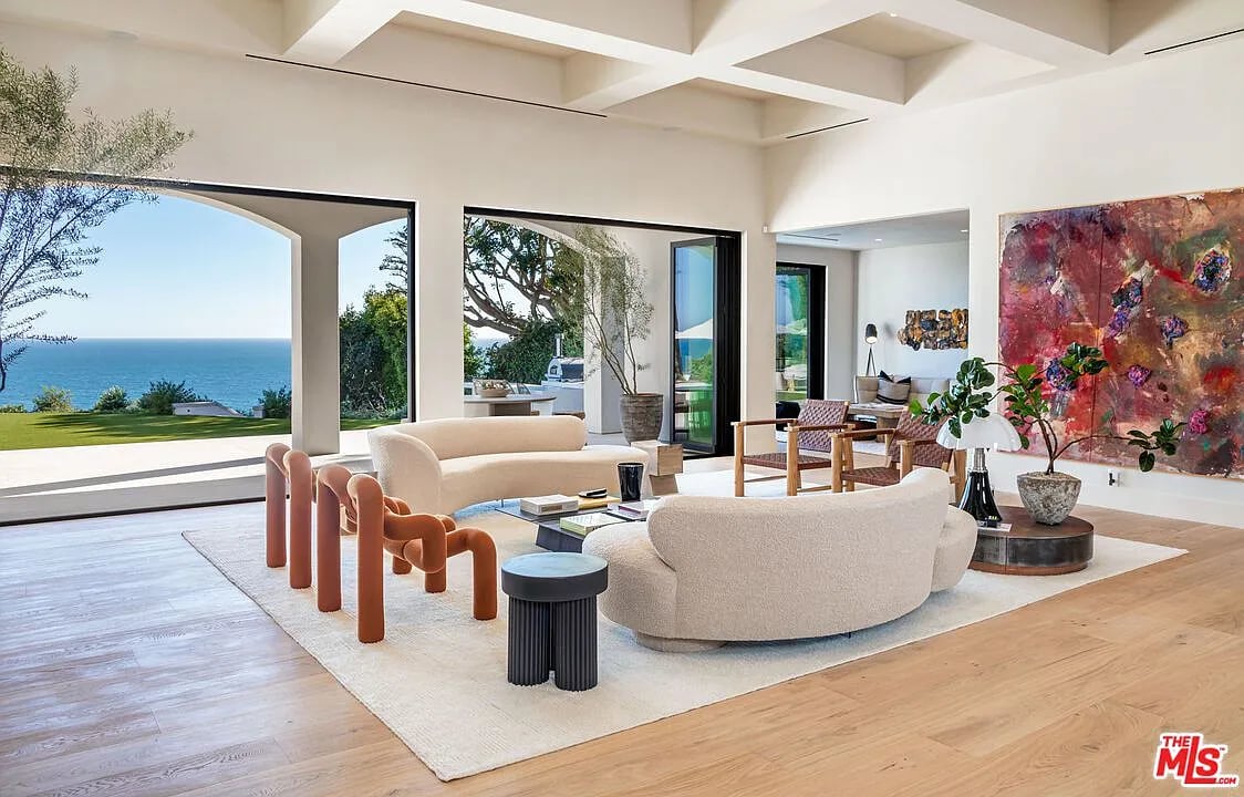 24824 Pacific Coast Highway