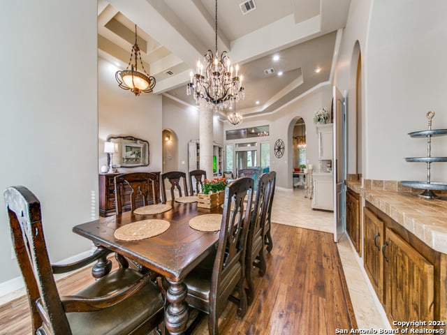 27 Sable Hts