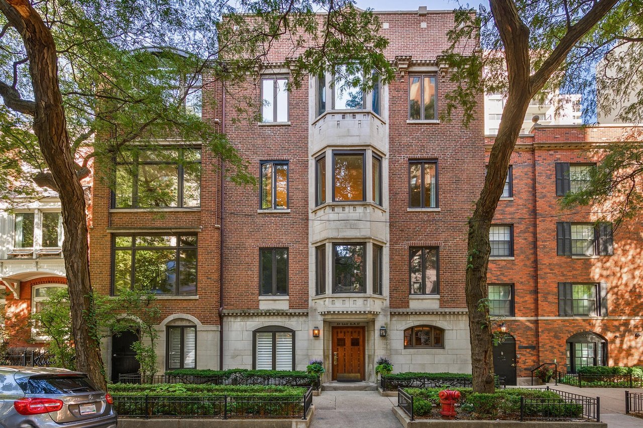 64 E Elm St #3