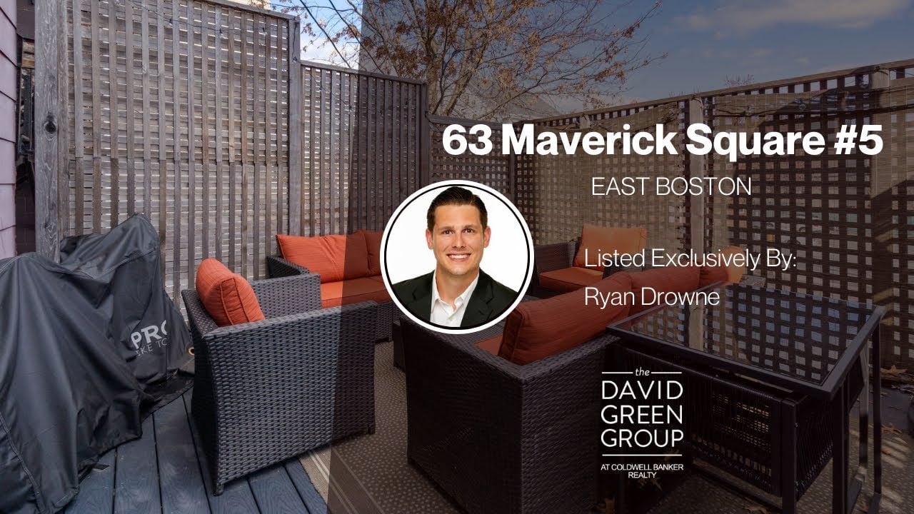 Rarely Available in Maverick Square!