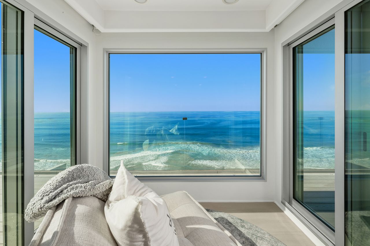 Encinitas Oceanfront Retreat