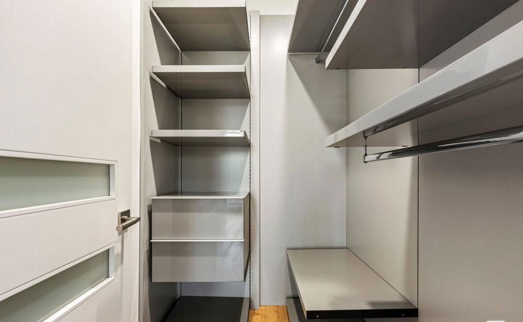 N Edinburgh Avenue, 90048