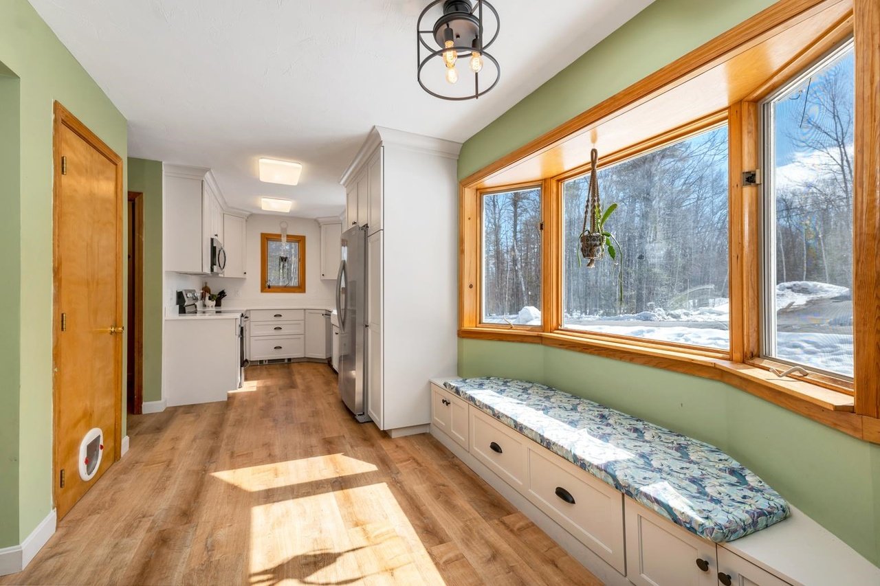 60 Winona Shores Rd