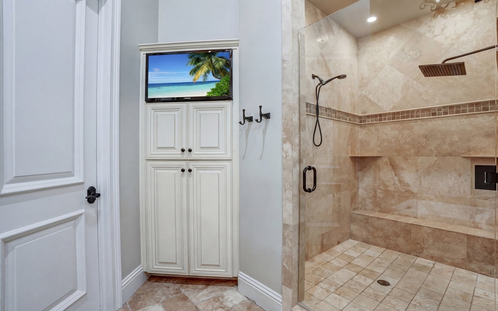 7562 Cordoba Cir