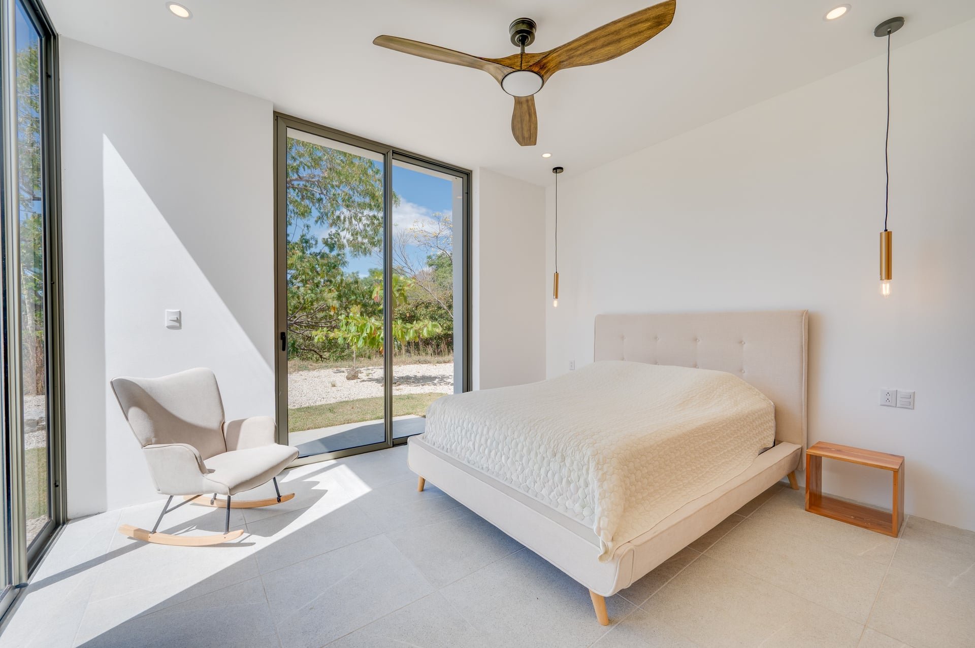 Finca Hermosa | Modern 3BR Luxury Villa with Infinity Pool in Exclusive Finca Panama Community
