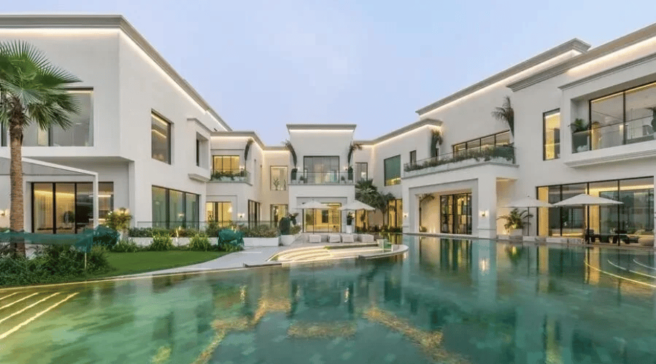 What’s Fueling Confidence in the 2025 Luxury Housing Market