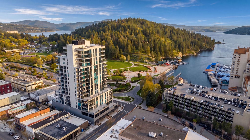 THE THOMAS GEORGE | DOWNTOWN COEUR D' ALENE