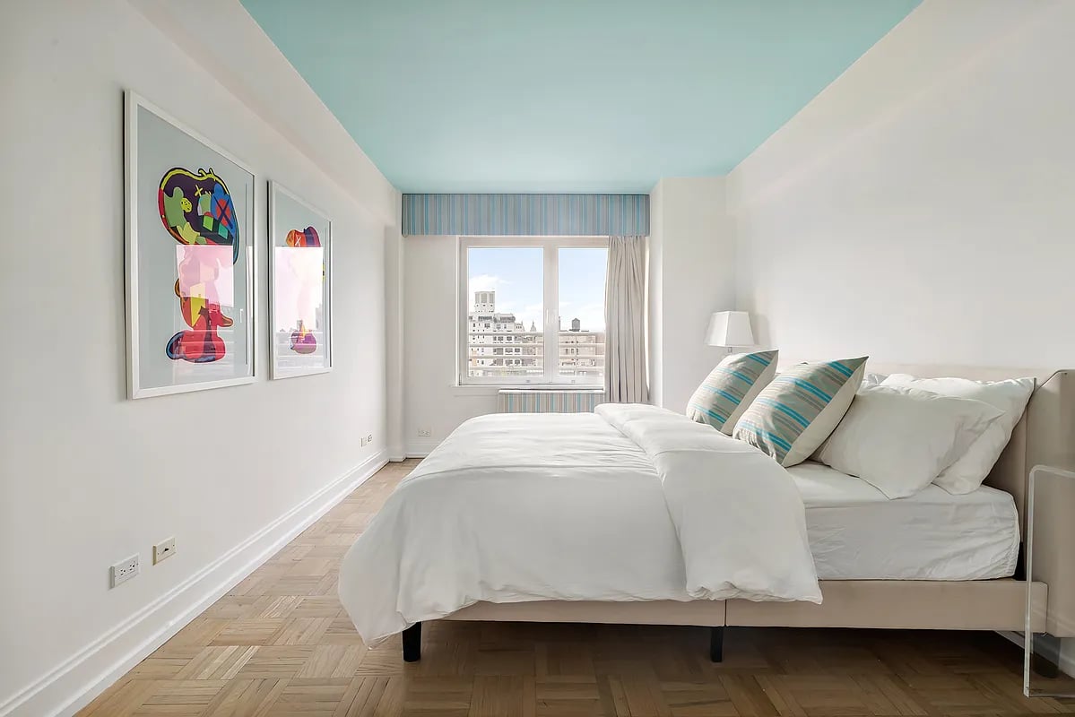 196 E 75th St #18CDE