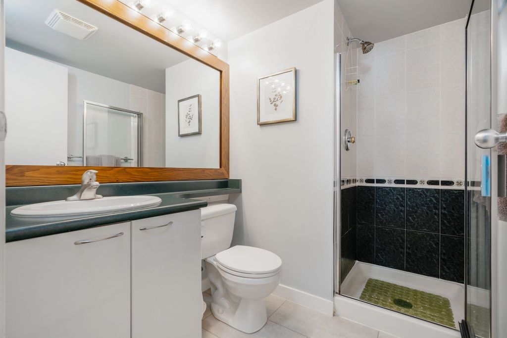 1166 Melville St, #1501