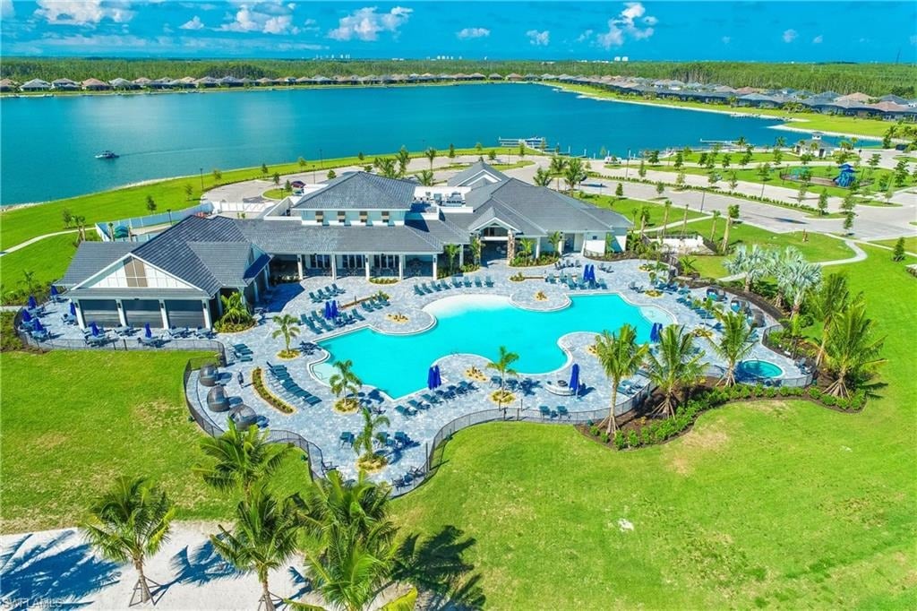 13488 Blue Bay Cir