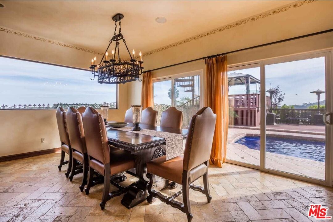 Celestia Crest, Venus Dr, 90046