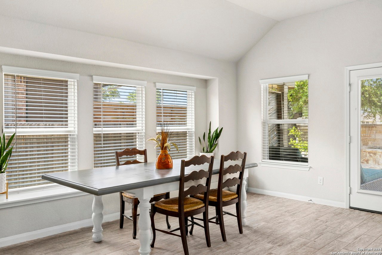 5437 Black Walnut