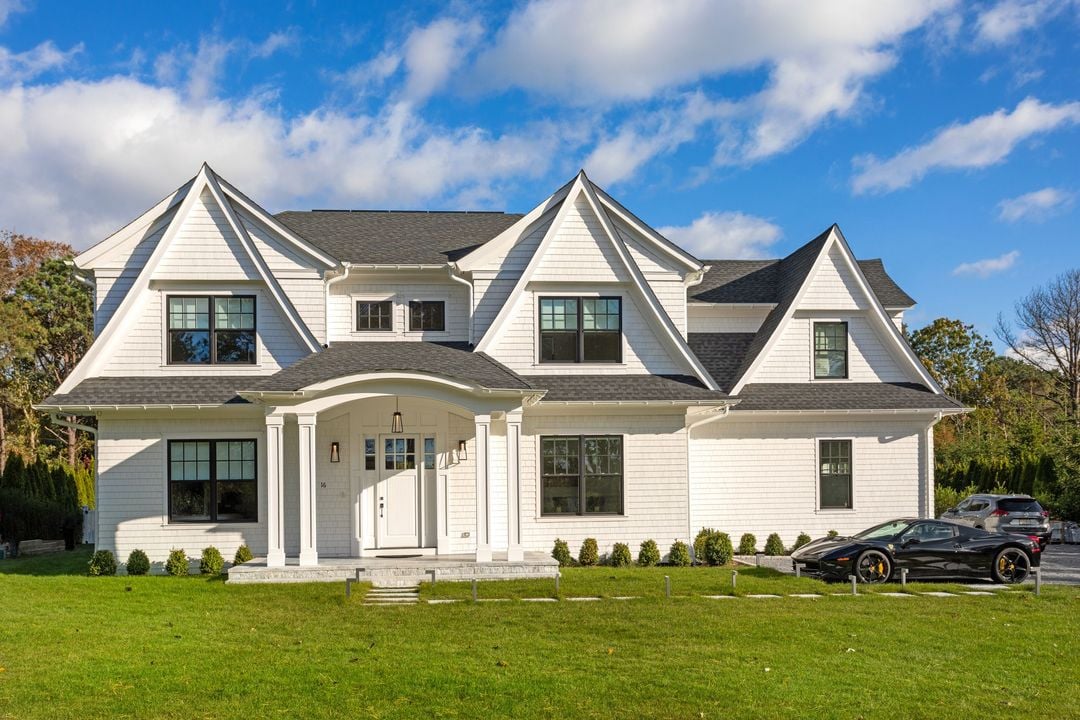 16 Cheviot Rd