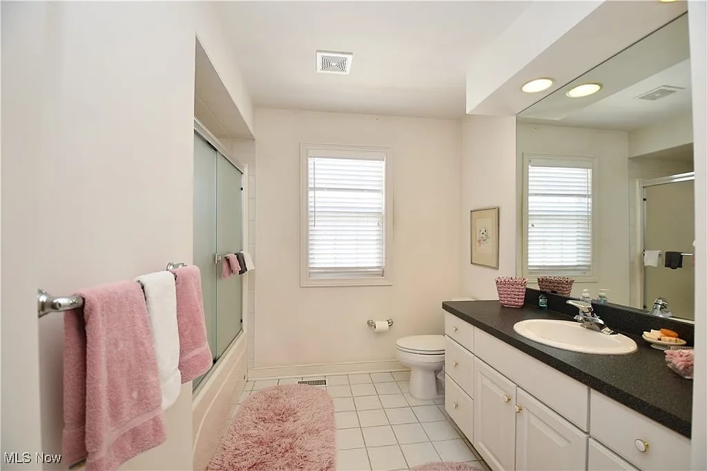 410 W Glengary Cir