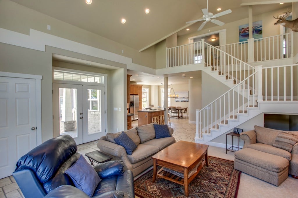 280 Lake Front Rd