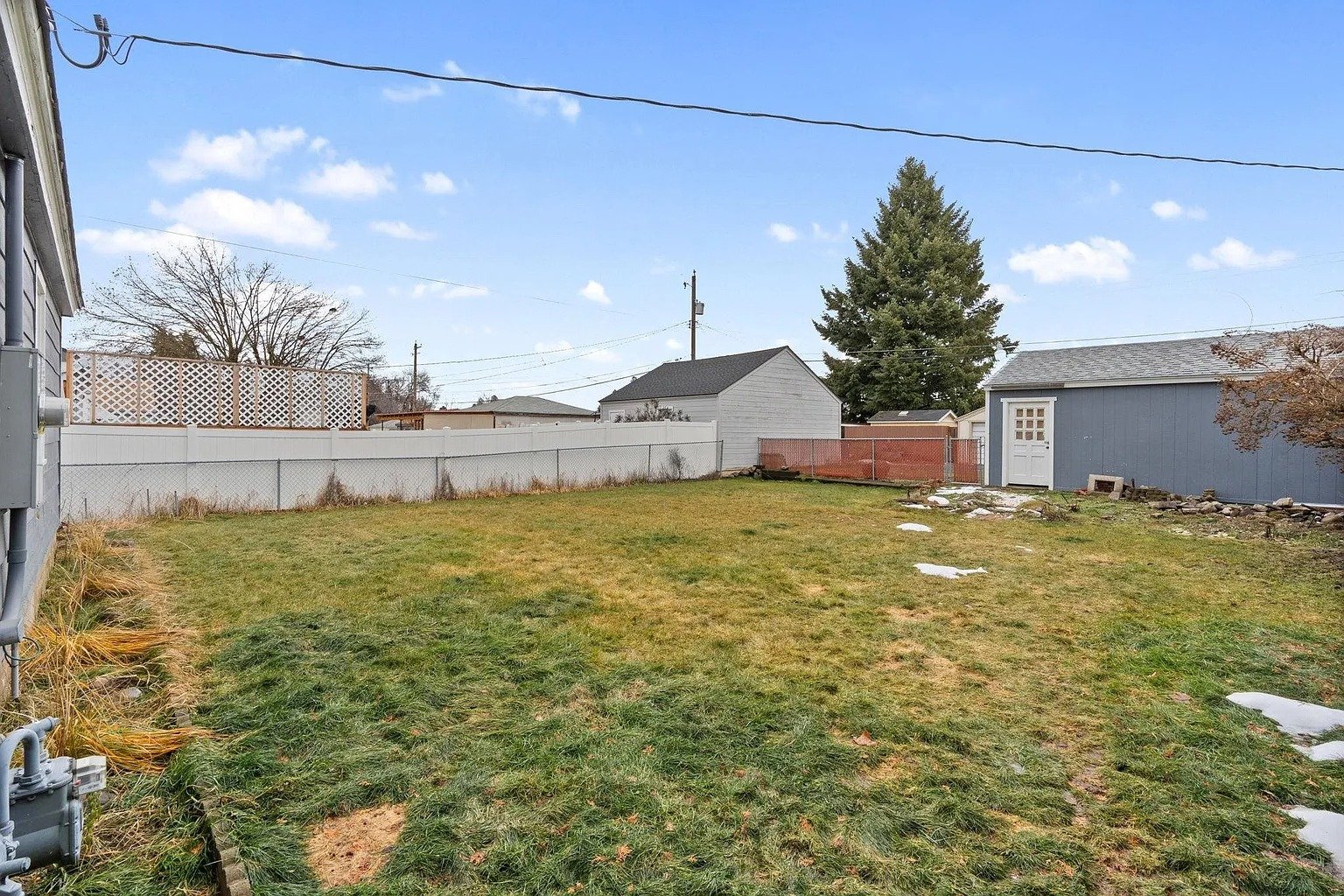 2417 W Sanson Ave