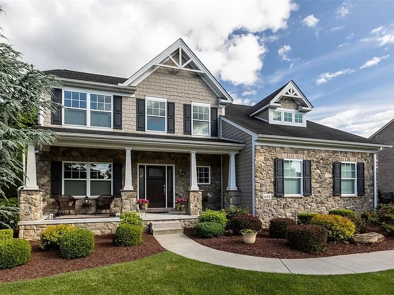 622 Flynn Robinson Ter