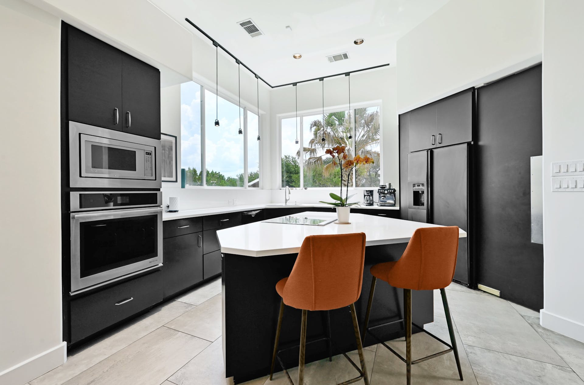 2700 De Soto DR