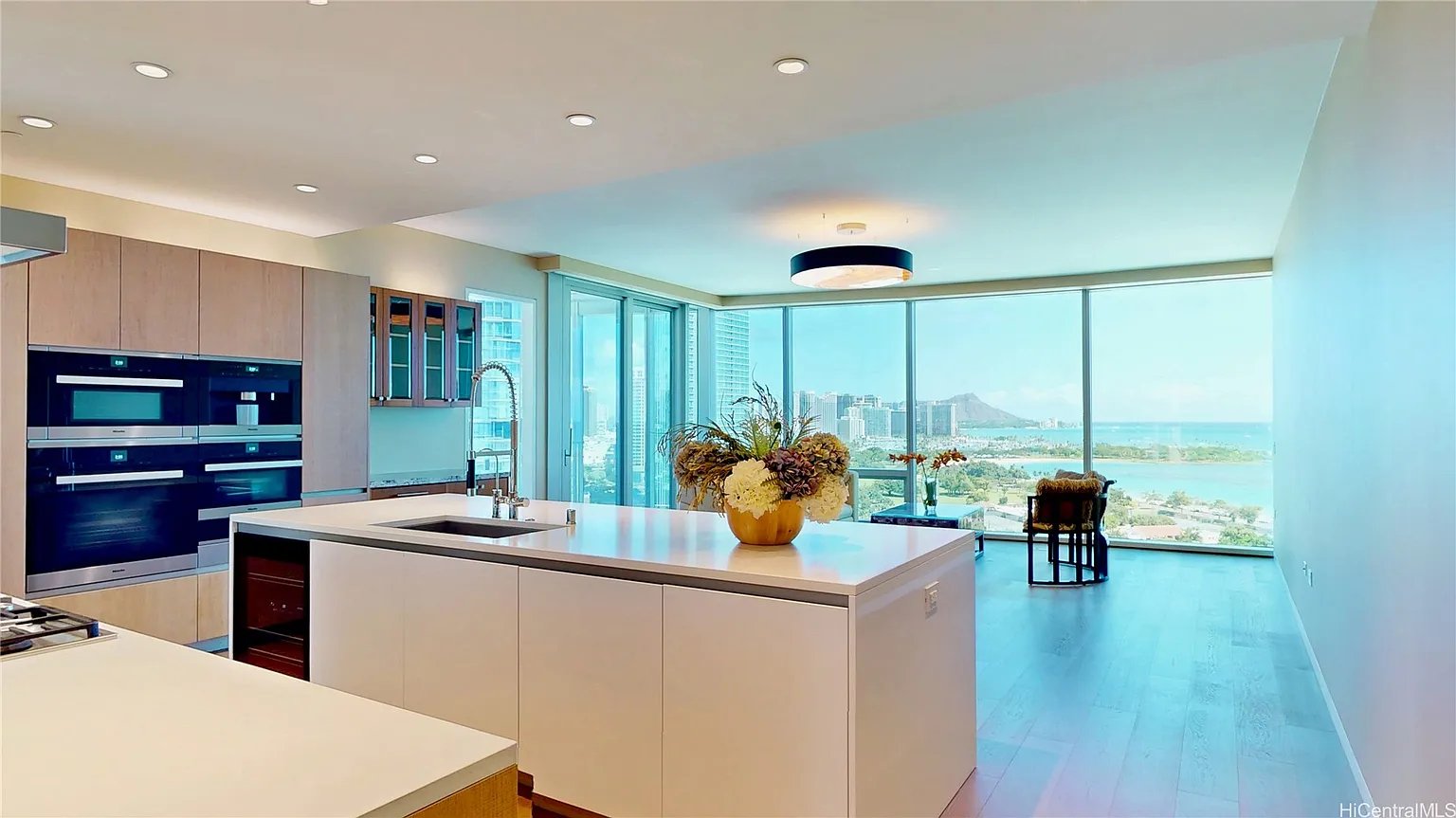 1118 Ala Moana Blvd, #1606