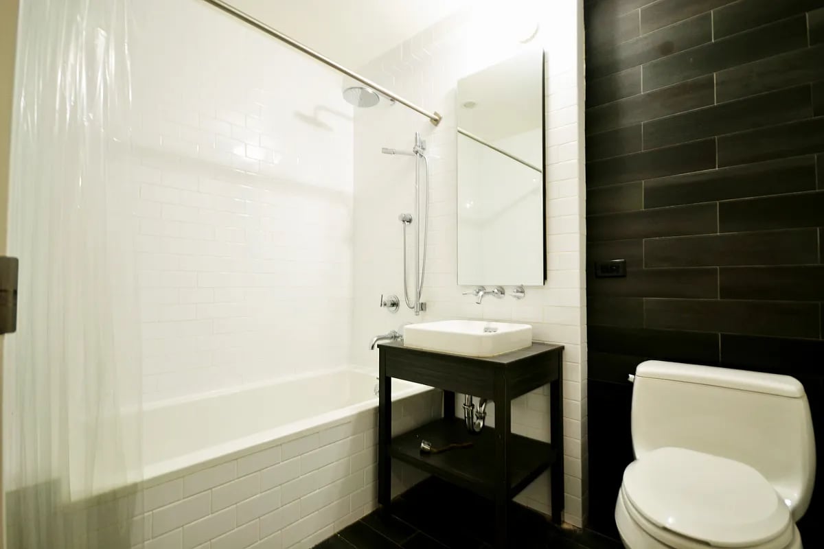 487 Keap St 407