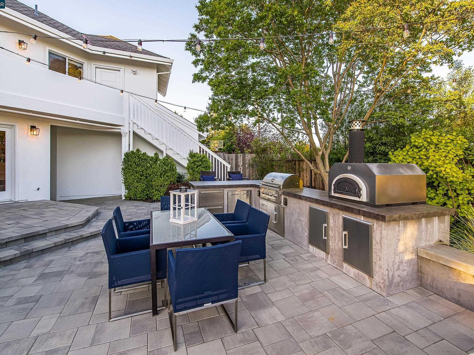 26 Broadview Ter