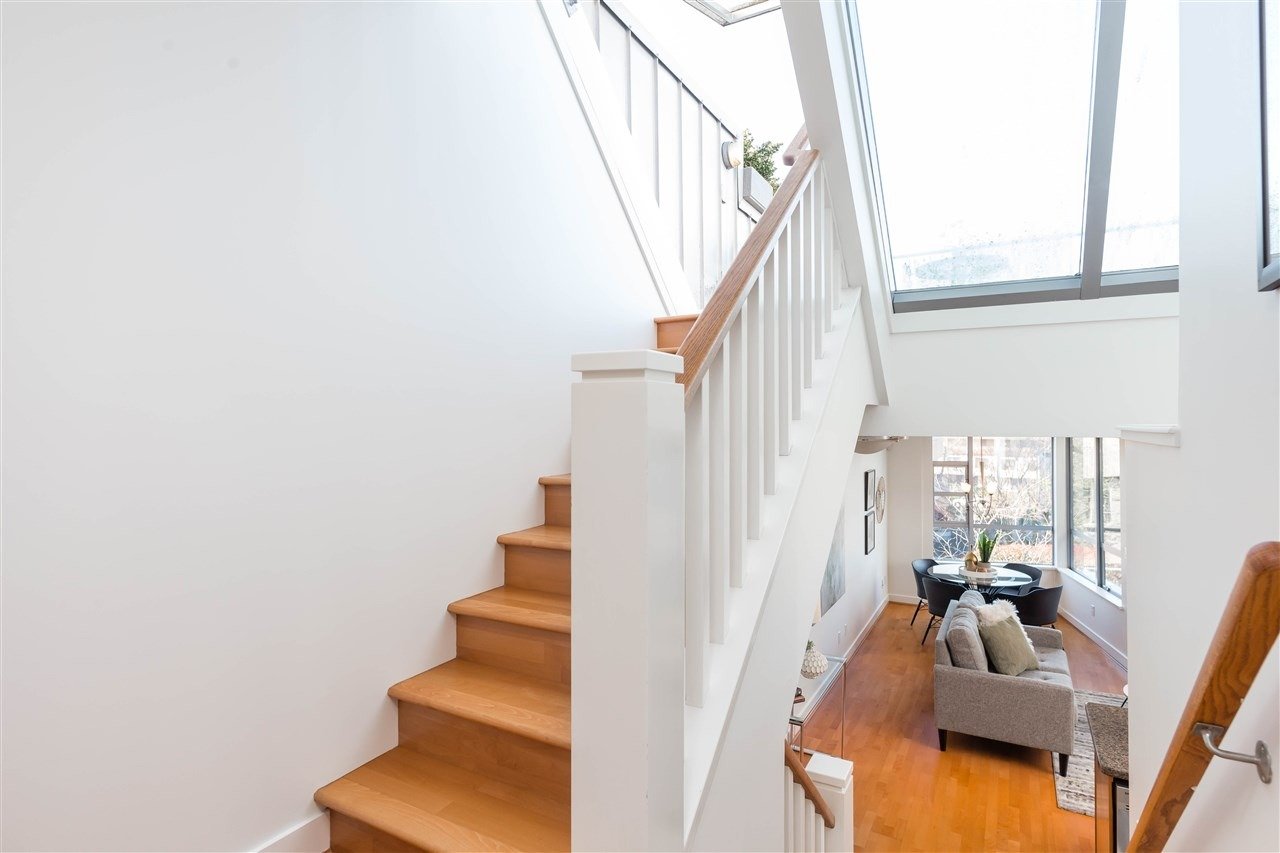 1250 W 6th Ave, #11