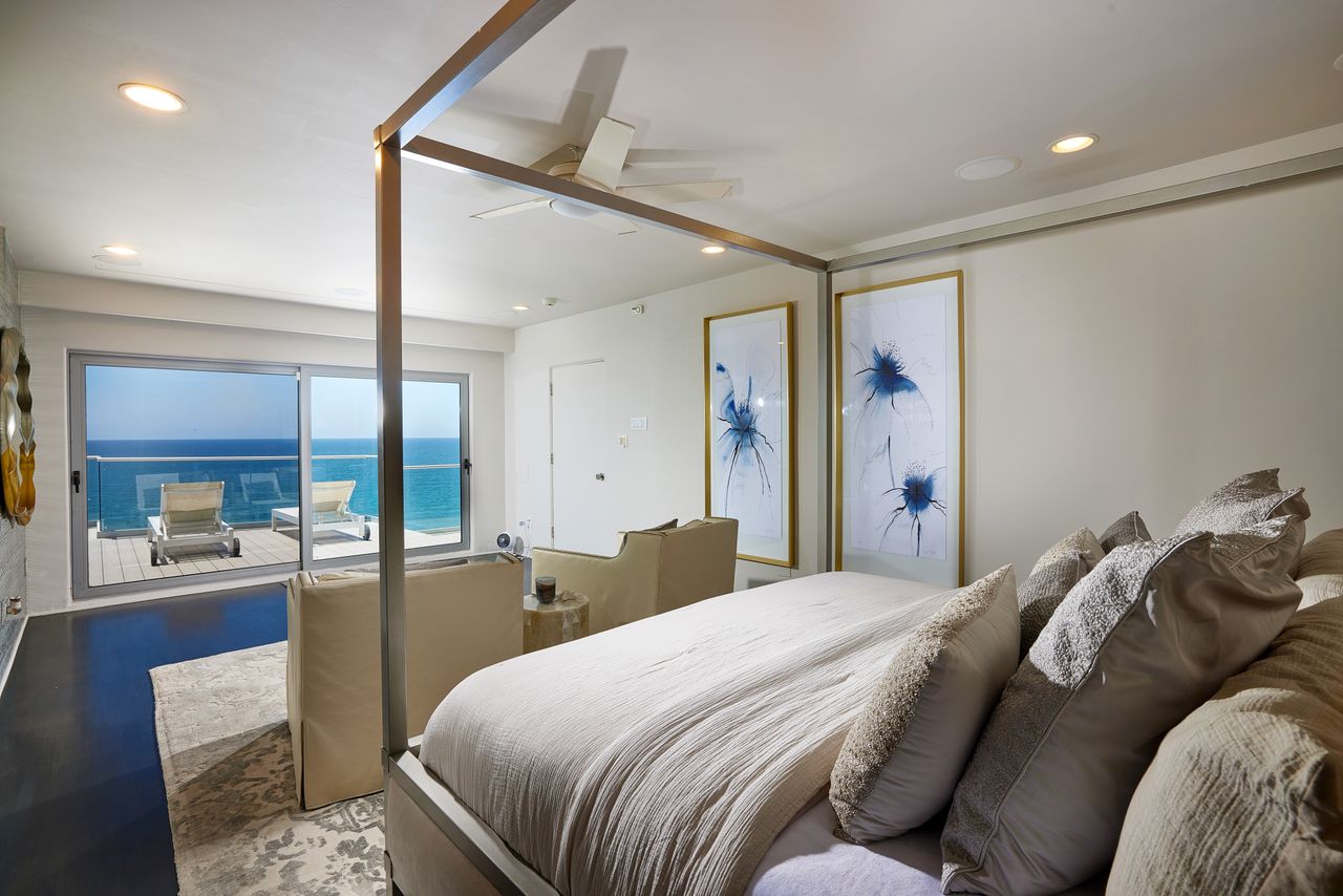 Encinitas Oceanfront Retreat