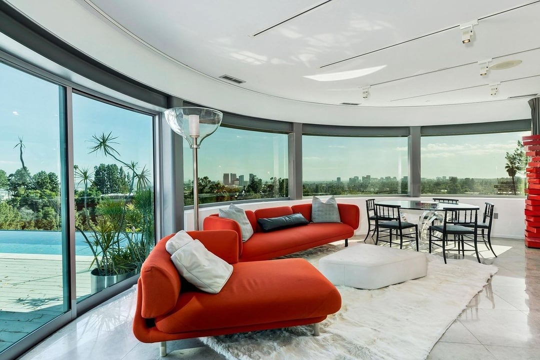 Estate Opulent