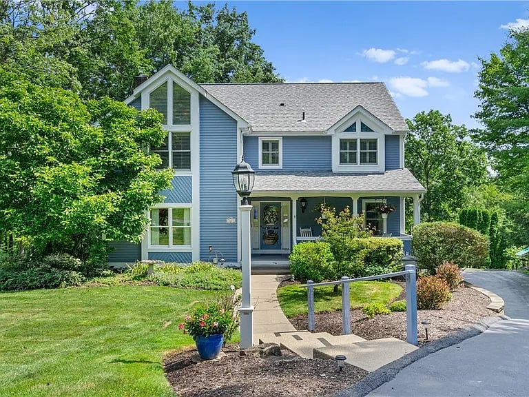 1113 Woodhill Drive