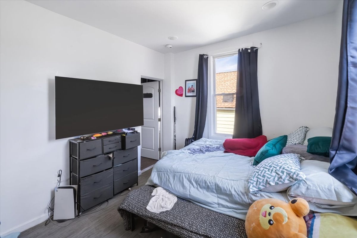 6245 Kennedy Boulevard, North Bergen, NJ
