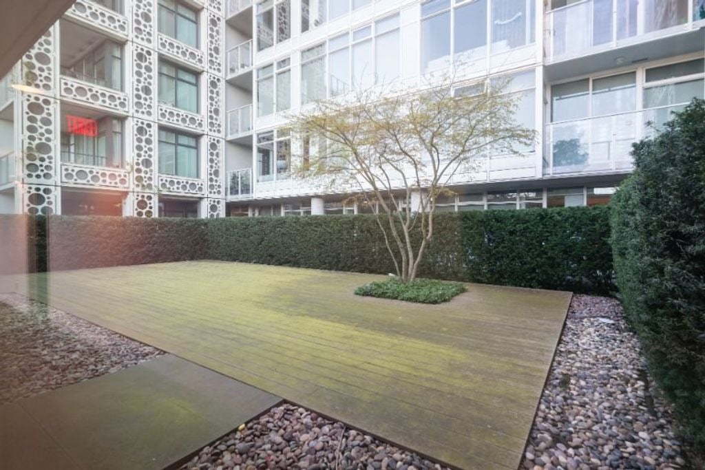 728 W 8th Ave, #502