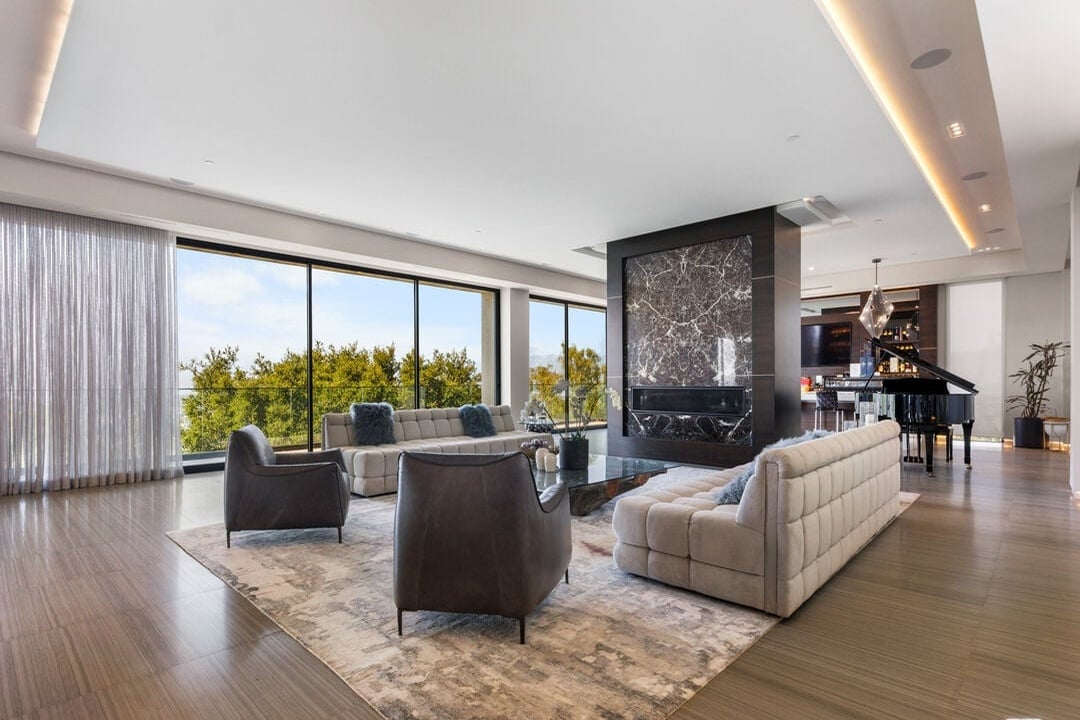 Evercrest Reserve, Mulholland Dr, 90046