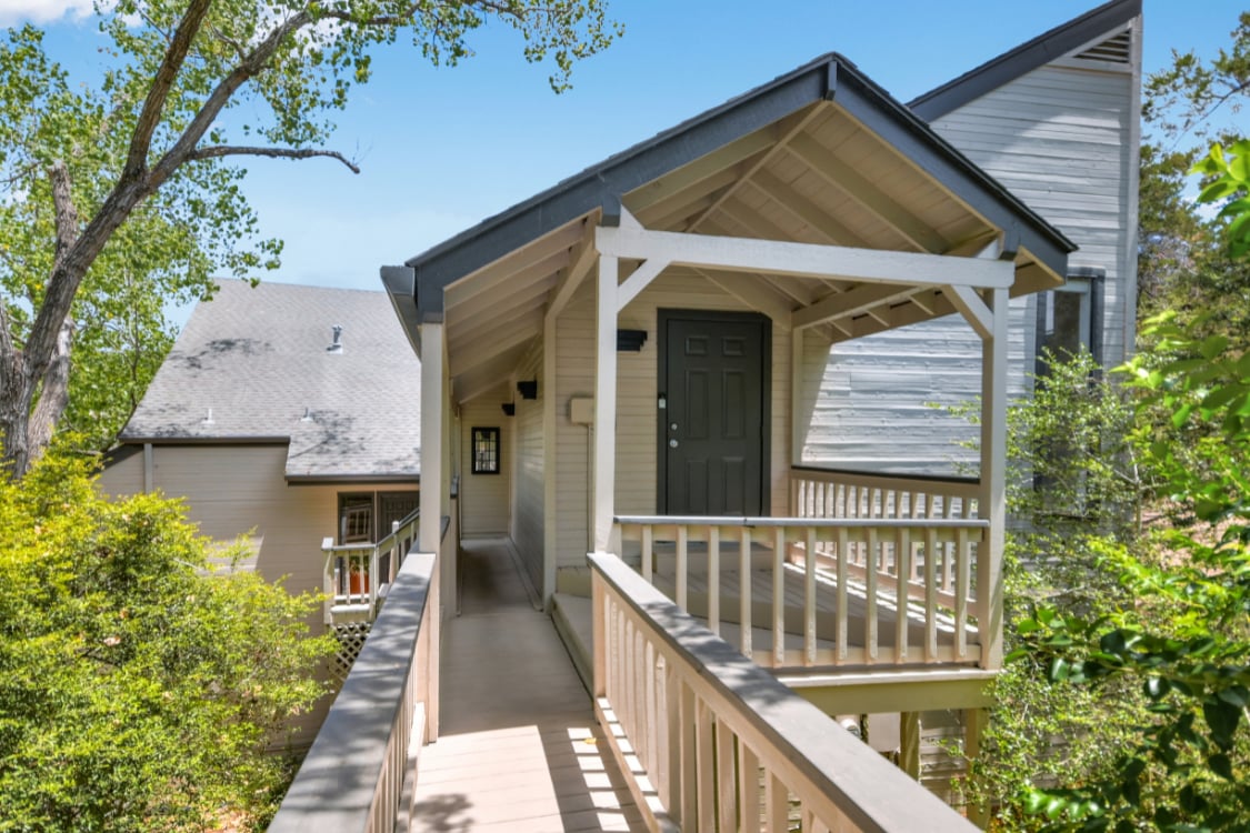 6200 Diamond Head Cir