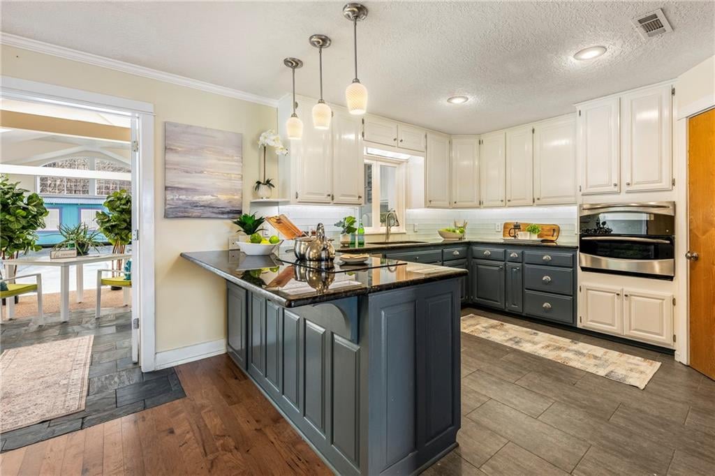 13989 Greasy Valley Rd