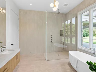 120 Halsey Ln