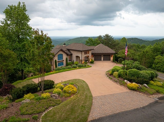 209 Craggy Rock Lane