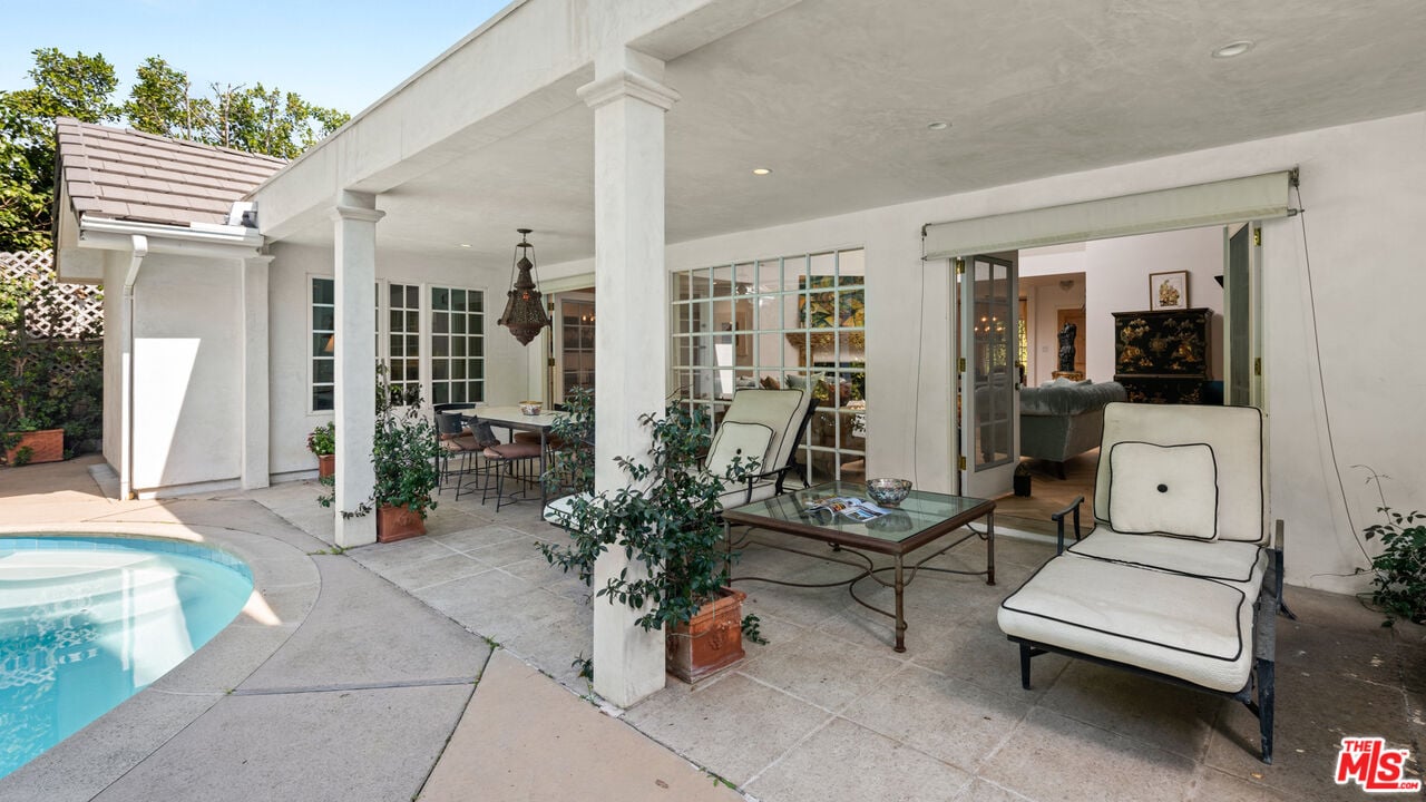 2247 COLDWATER CANYON DR