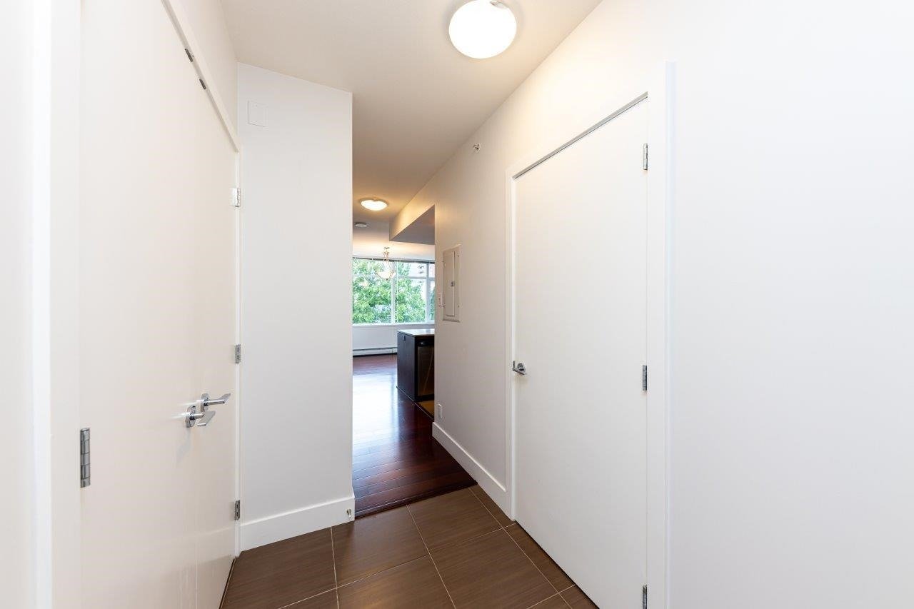 158 W 13th St, #602