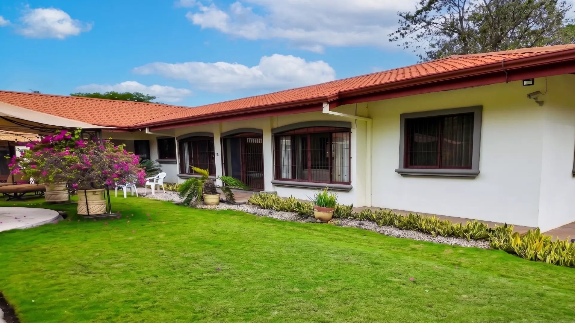 Las Melinas Sanctuary