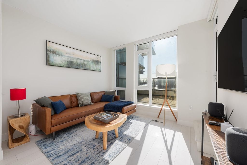 3538 Sawmill Cres, #302