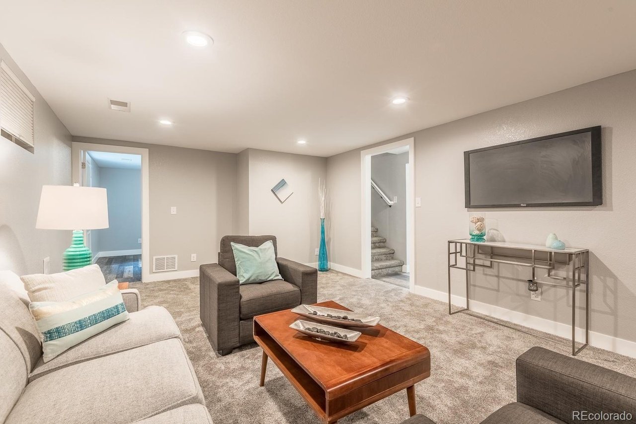 6119 Janice Way
