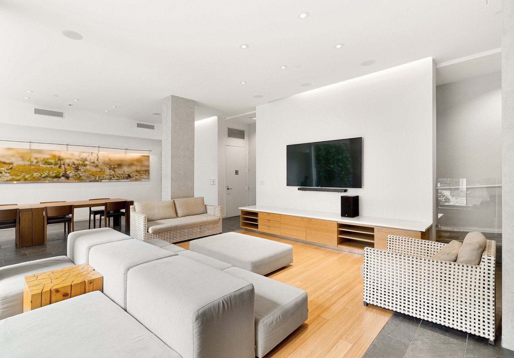 303 East 33rd Street, #4J