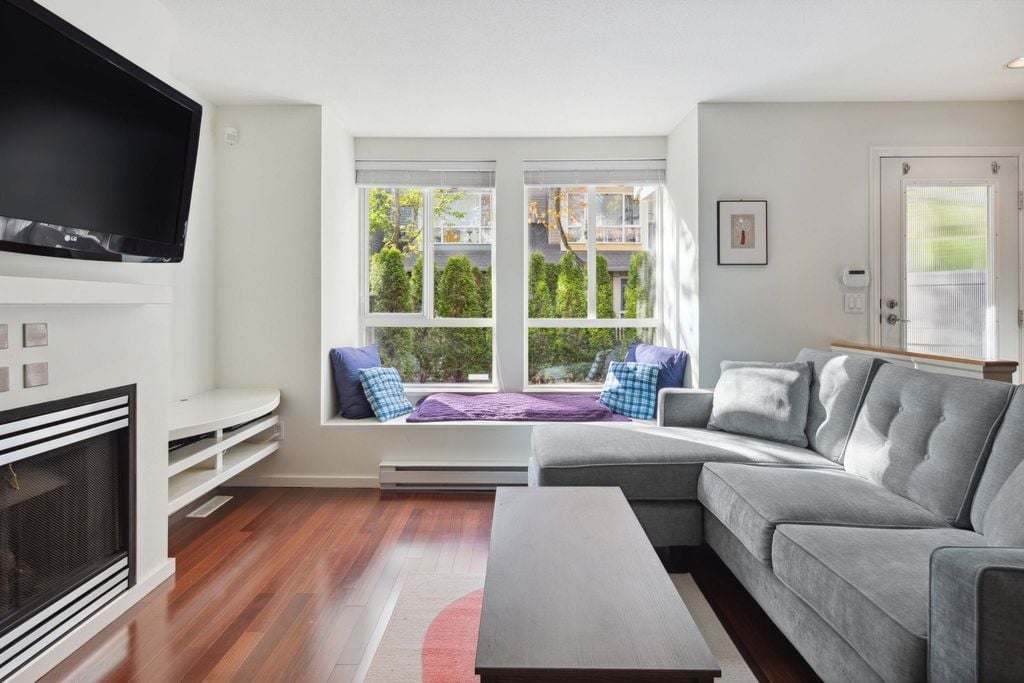 7408 Magnolia Terr