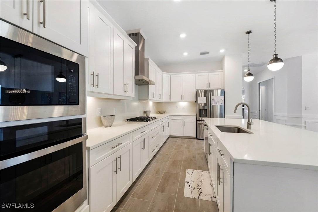 14095 Blue Bay Cir